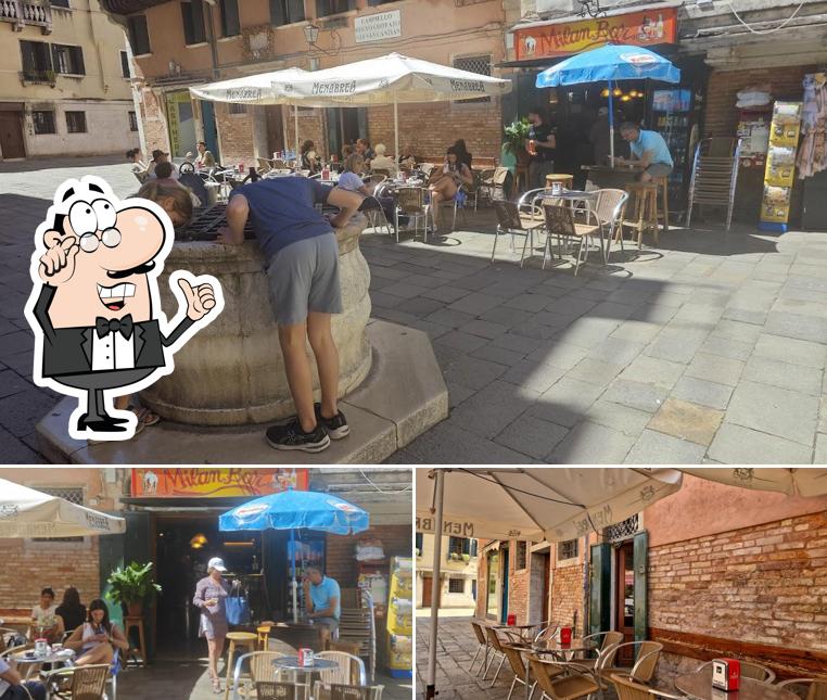 Gli interni di Milan Bar