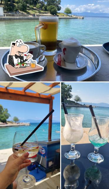 Platti al Beach bar Honey