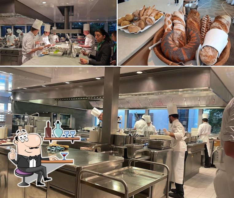 Siediti a un tavolo di Restaurant de l'Hôtel de Ville de Crissier