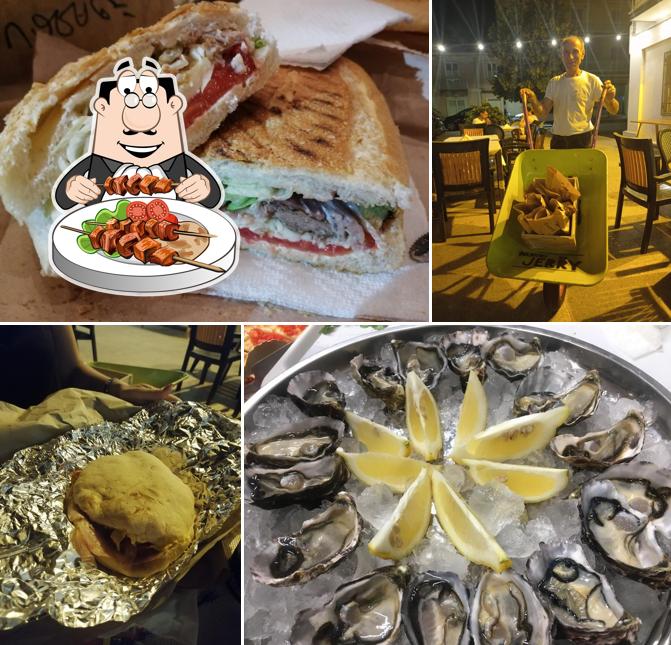 Cibo al Paninoteca Jerry Cafe' Restaurant JERRY LUXURY CATERING