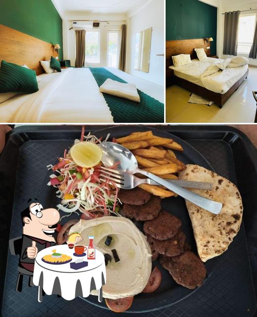 Cheese plate at HOT - House Of Travellers, Rishikesh