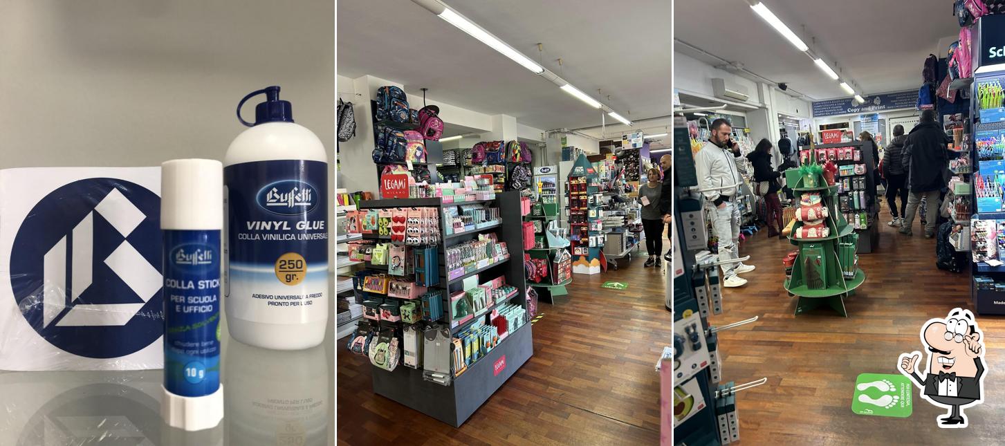 Dai un'occhiata agli interni di Office Store Srl - Sportello SempliCert