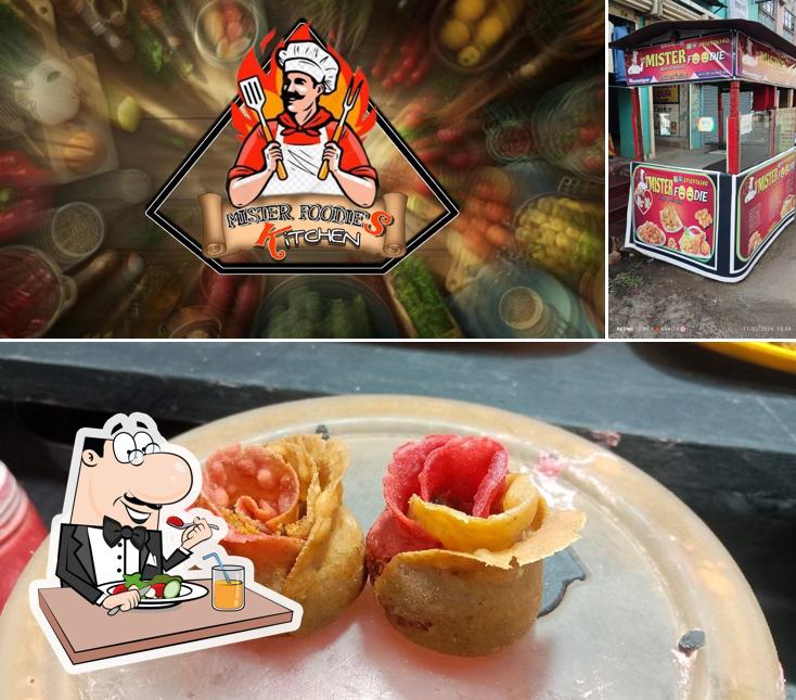Food at MISTER FOODIE King Of Snacks