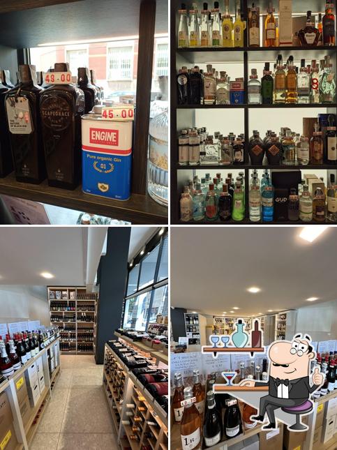 Dai un'occhiata agli interni di Enoteca Longo