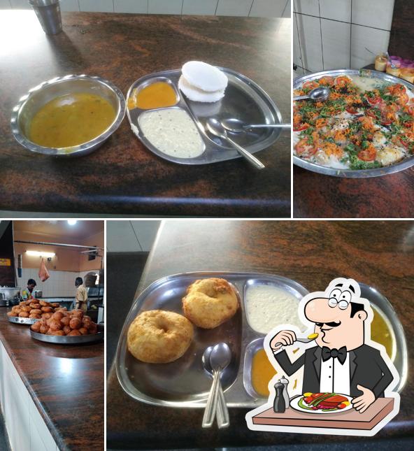 Food at Sri New Hotel Gopi