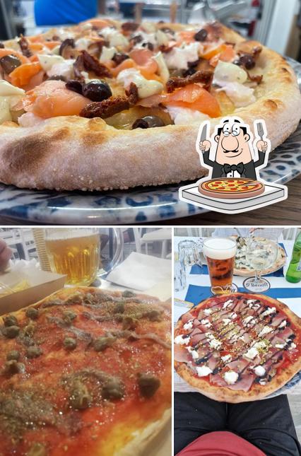 Scegli tra le svariate varianti di pizza