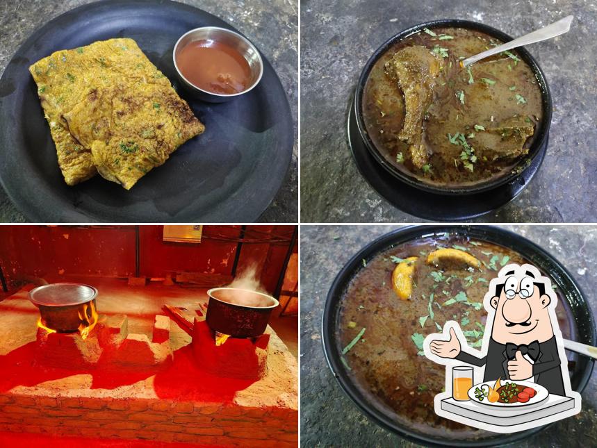 Meals at 7/12 FAMILY RESTAURANT