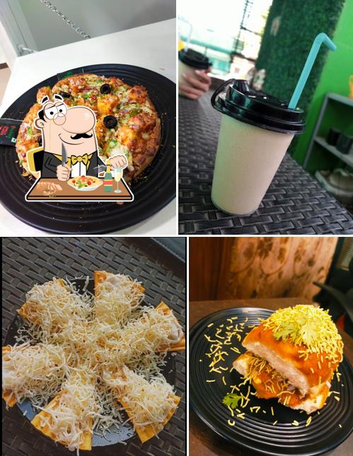 Food at Chaat Di Hatti
