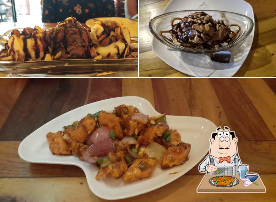 Chicken wings at Planet Café