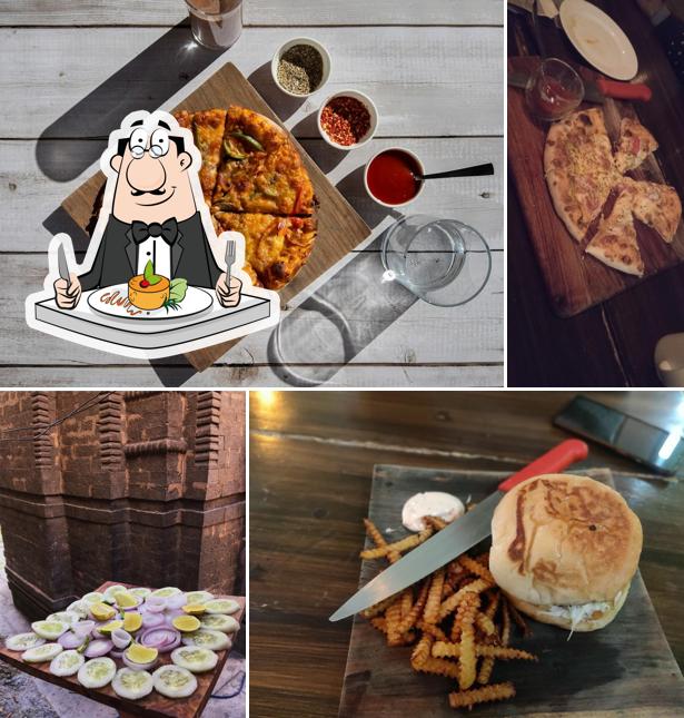 Food at Woodstock Art by Ronnies cafe