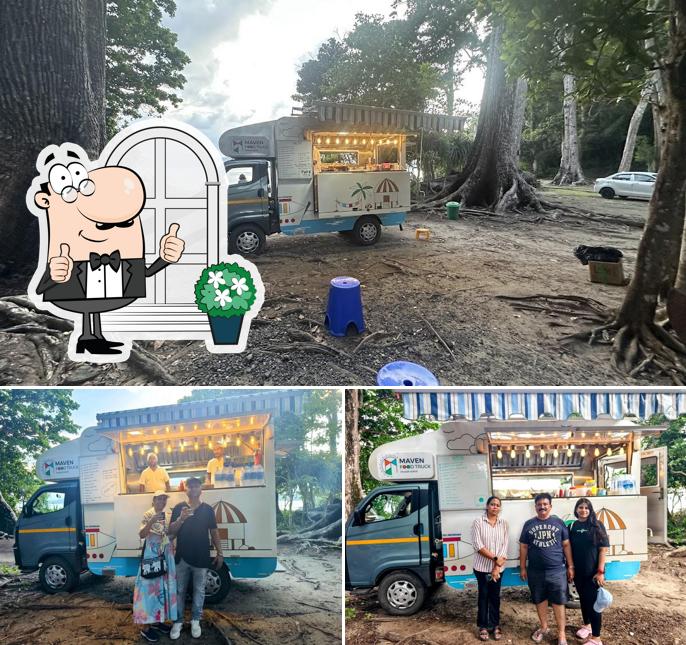 The exterior of Maven Food Truck-Shuddh Aahar (Pure Veg)