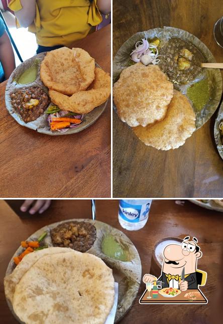 Food at Mr.Bhatura