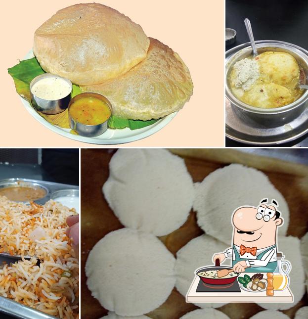 Fried rice at Vaibhav Tiffins