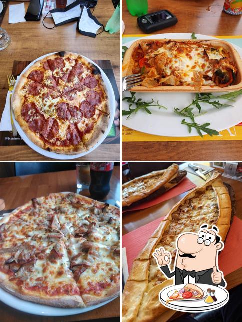 Ordina tra le molte varianti di pizza