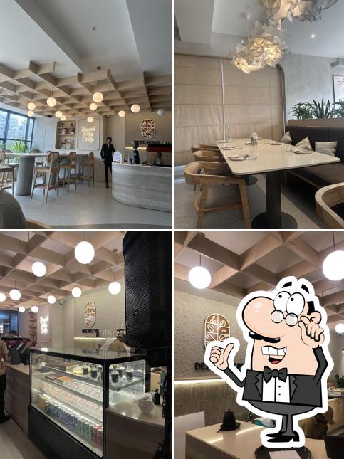 The interior of Dee Beans