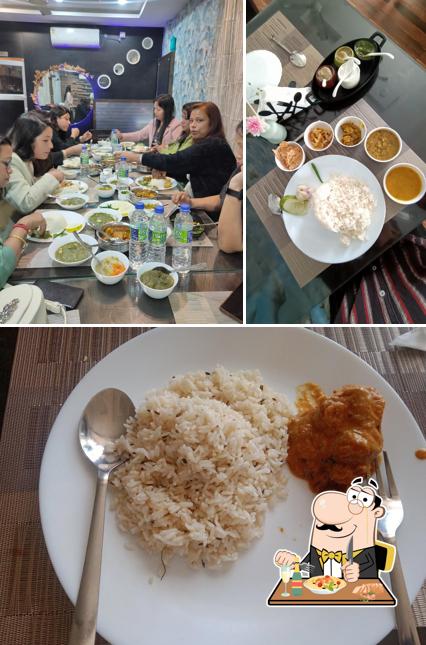 Food at Maple Leaf