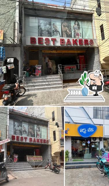 Enjoy the view at the outside area of Best Bakers