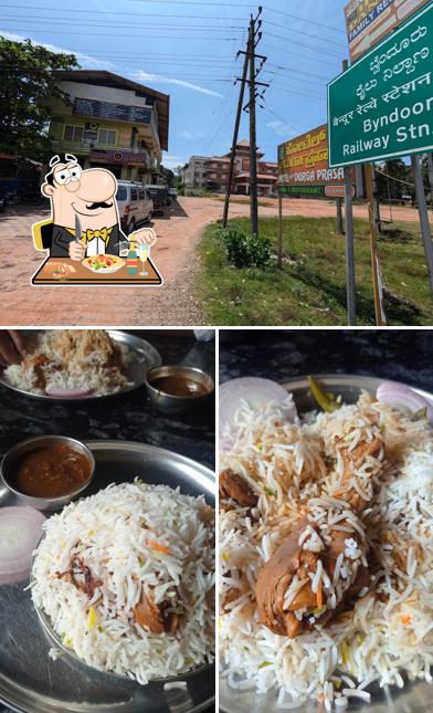 The image of Hotel New Durga Prasad’s food and exterior