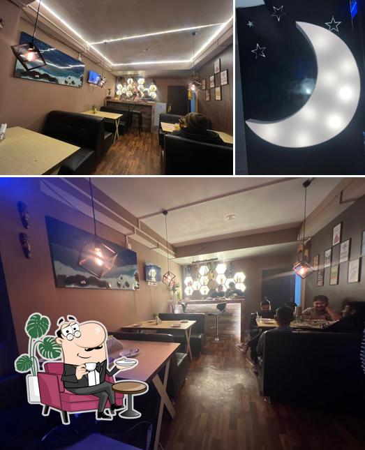 The interior of Palate tender bar and restaurant