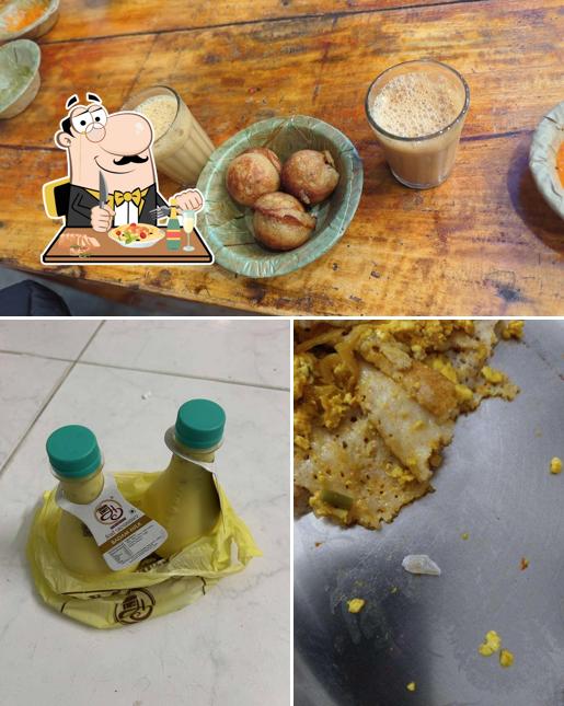 Food at Aladipattiyan Karupatti Coffee - Guduvanchery