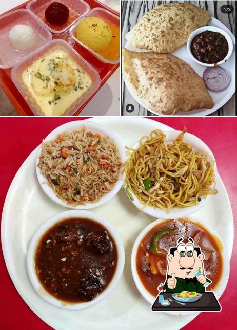 Food at Bikaner Sweets