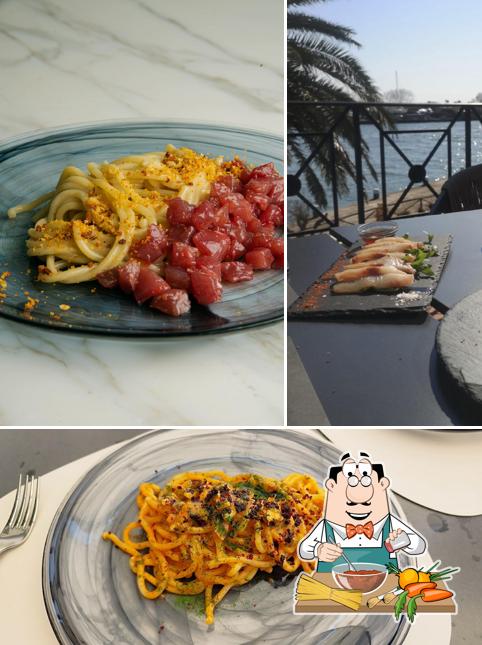 Spaghetti alla bolognese al PRIMOPIANO Aperitivo&Cucina by Porto Romano