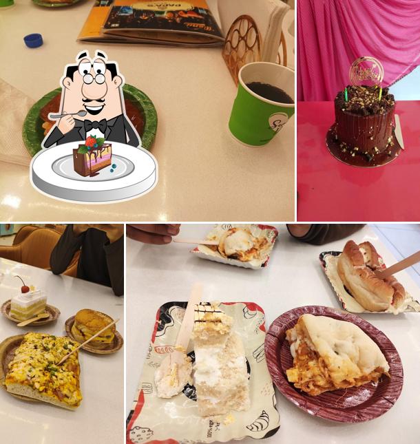 Chocolate cake at Papa's Bakers 100%egg free bakery - Bakery in Kashipur