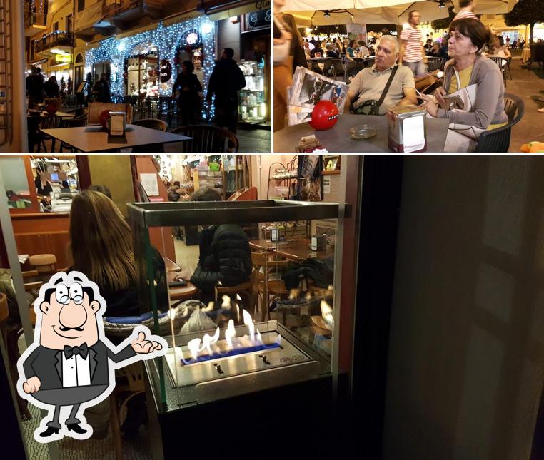 Siediti a un tavolo di Cafè Toso