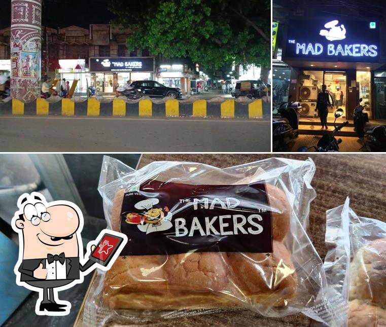 The Mad Bakers is distinguished by exterior and food