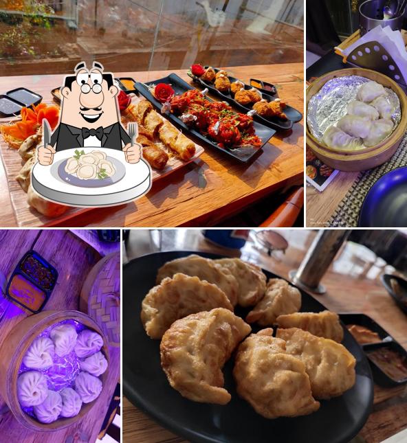 Dumplings at Momo Magic Cafe