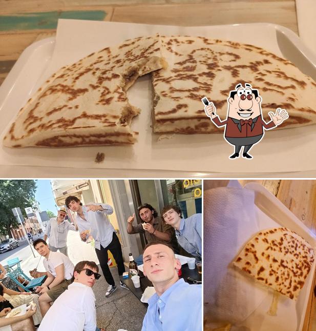 Guarda la foto che mostra la cibo e esterno di Pianeta Piada Forlì