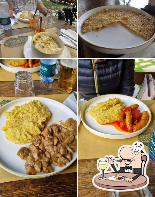 Tra le varie cose da L'Onorato Ristoro si possono trovare la cibo e bevanda