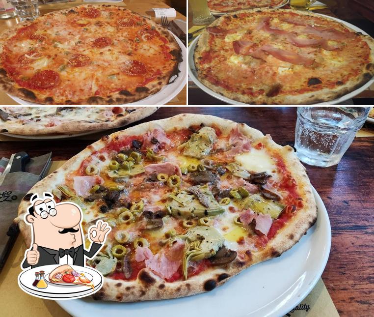 A Vecchio Pozzo, puoi ordinare una bella pizza