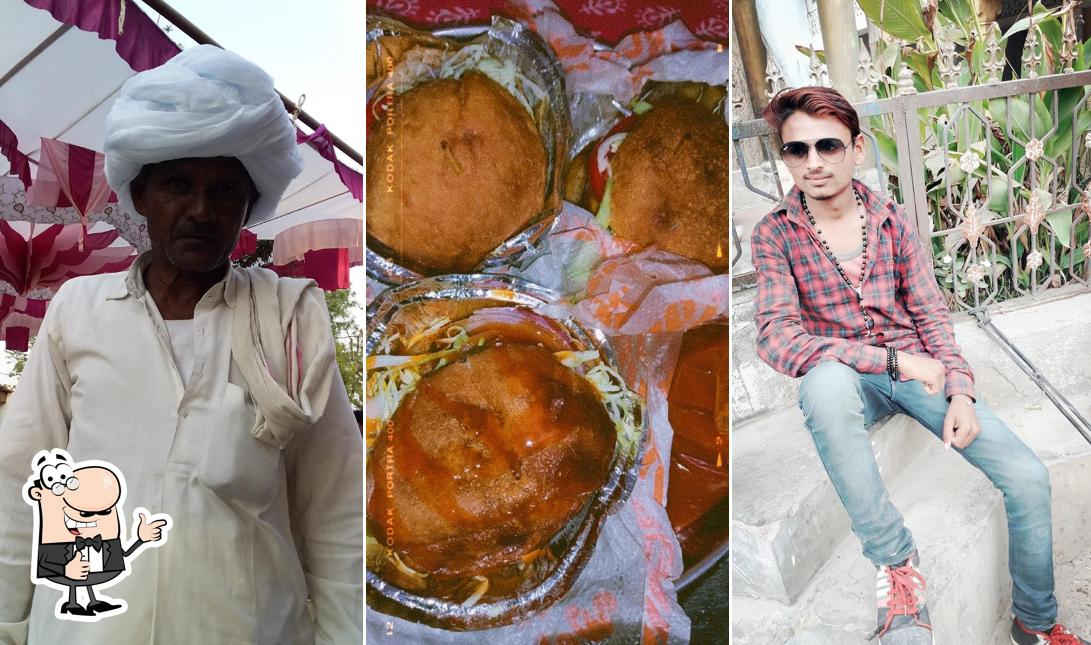 See this picture of Shri Ganesh Restaurent