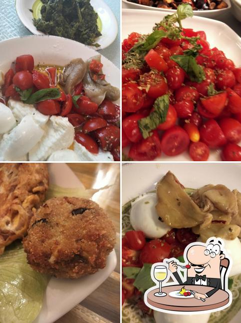 Cibo al Piatto di Vino