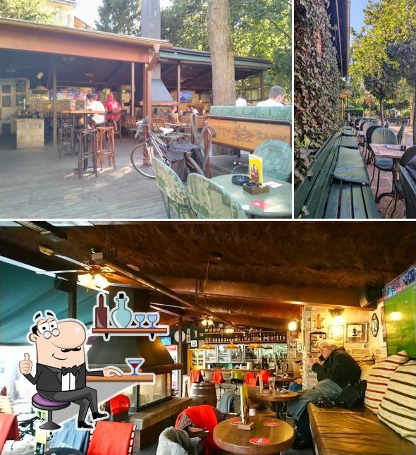 Gli interni di Cutty Sark Pub