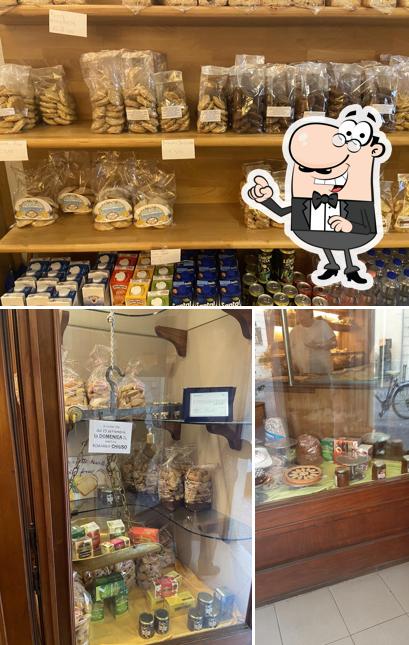 La foto della interni e cibo di Bertelli Fabiano