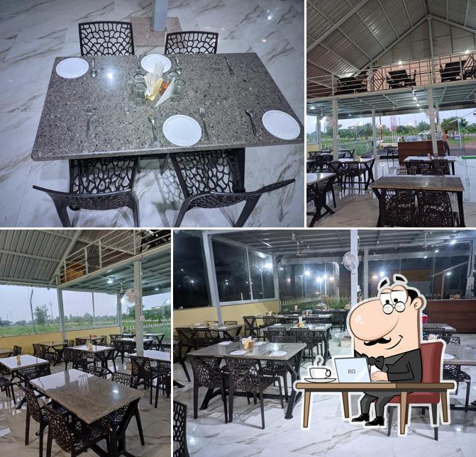 CHITTOD SHUDDHA SHAKAHARI FAMILY RESTURANT