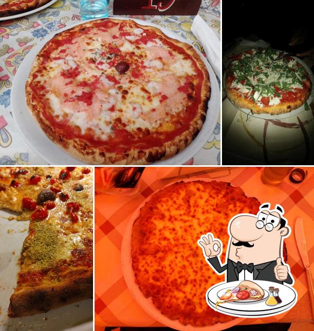 A Art Déco café ristorante pizzeria, puoi ordinare una bella pizza