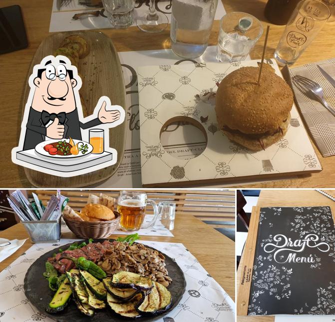 Draft American Slow Diner si caratterizza per la cibo e lavagna