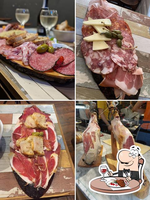La Salumeria propone piatti di carne