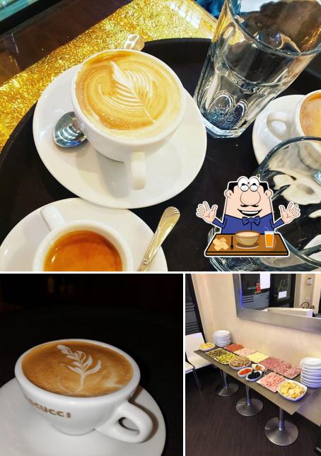 Tra le diverse cose da Bar Caffetteria C'est la Vie si possono trovare la cibo e bevanda