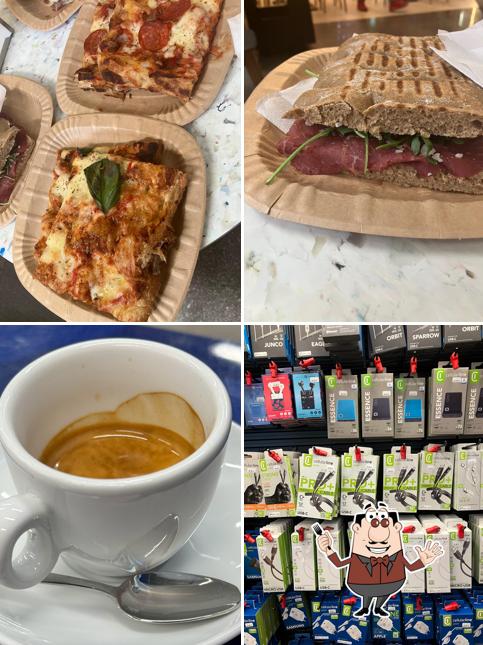 Cibo al Hudson News Cafe