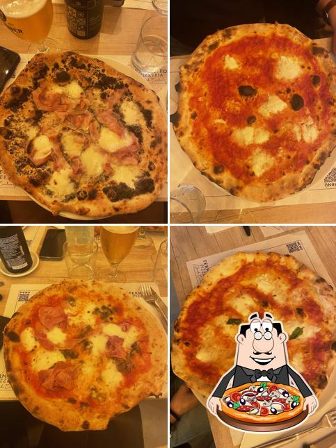 Ordina tra le molte varianti di pizza