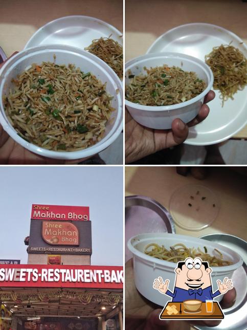 Food at Shree Makhan Bhog