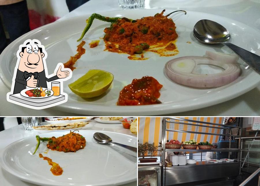 Food at Aangan Juice Corner