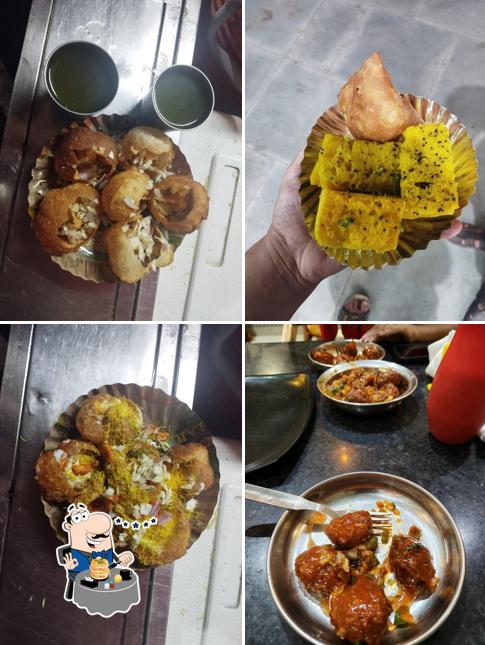 Food at Ramu Dosawala