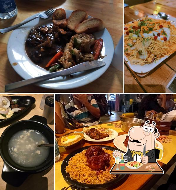 Pad thai at 12 to 12 Bar-Be-Que