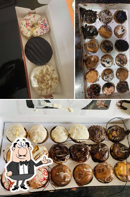 The picture of Mad Over Donuts’s interior and food