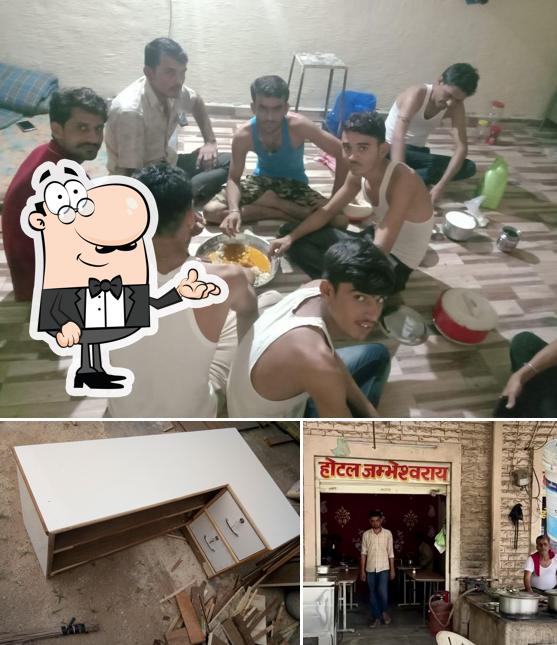 The interior of जम्भेश्वर होटल